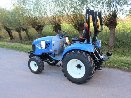 Picture of New Holland Boomer 25 Tractor