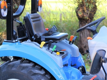 Picture of New Holland Boomer 25 Tractor