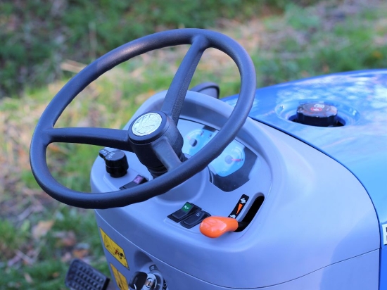Picture of New Holland Boomer 25 Tractor