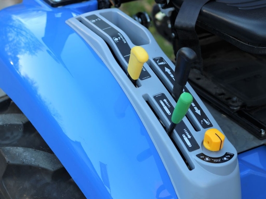 Picture of New Holland Boomer 25 Tractor