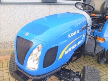 Picture of New Holland Boomer 30 Tractor