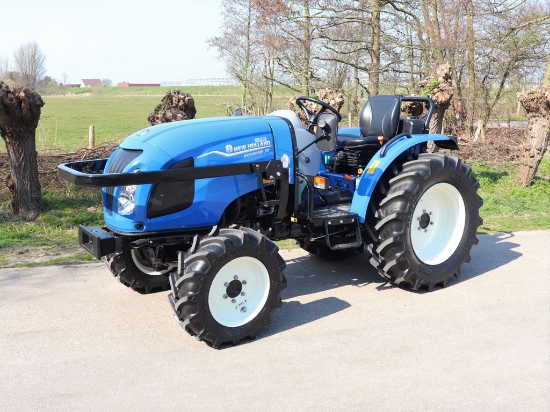 Picture of New Holland Tractor Boomer 55 Gear-Rops