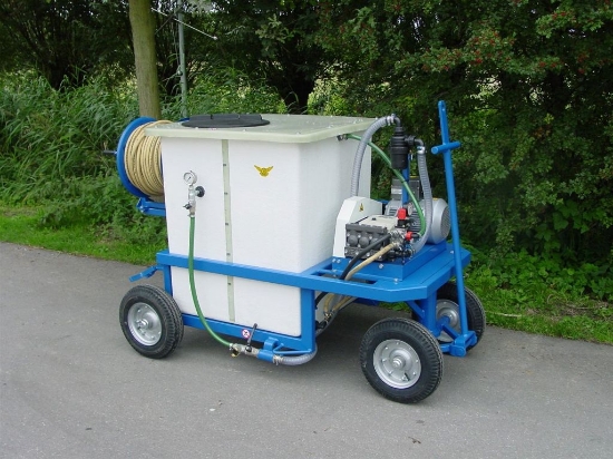 Afbeeldingen van Spuitwagen 600K - Plunjerpomp P63 42l/min~50bar - Handhaspel 300 vast