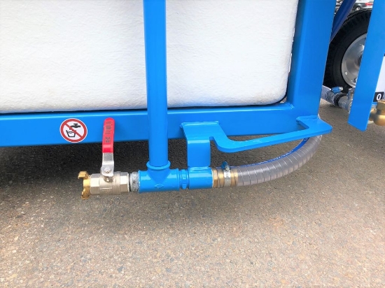 Afbeeldingen van Spuitwagen 600K+200T - Plunjerpomp P63 42l/min~50bar - WCR