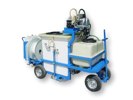 Afbeeldingen van Spuitwagen 600K-200T - Plunjerpomp P63 42l/min~50bar - WCR