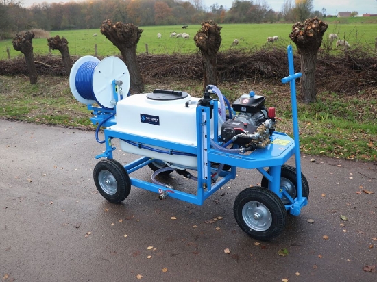 Picture of Spray Cart 200T - Plunger Pump GM35 35l/min~50bar - Hand reel 300mm (Swivable)
