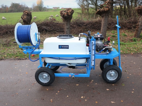 Picture of Spray Cart 200T - Plunger Pump GM35 35l/min~50bar - Hand reel 300mm (Swivable)