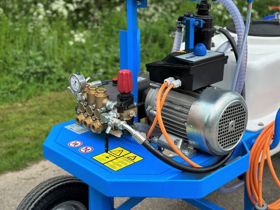 Picture of Spray Cart 200T - Plunger Pump GM35 35l/min~50bar - WCR (Fixed)