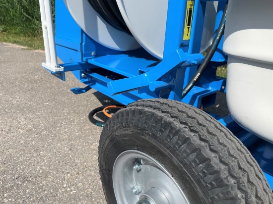 Afbeeldingen van Spuitwagen 400T - Plunjerpomp GM50 40L/min~50bar WCR (Draaibaar)