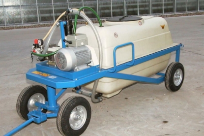 Afbeeldingen van Spuitwagen 600T - Plunjer Pomp P63 42l/min~50bar