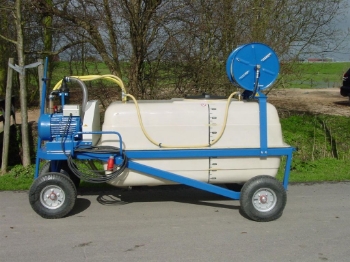 Picture of Spray Cart 1000T - Plunger Pump P93 52l/min~50bar - Hand reel 450mm