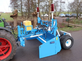 Picture of RW230T Grader (4 Wheels)