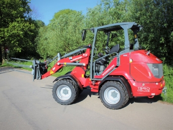 Picture of Weidemann 1390 Deluxe Articulated Loader