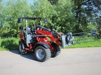 Picture of Weidemann 1390 Deluxe Articulated Loader