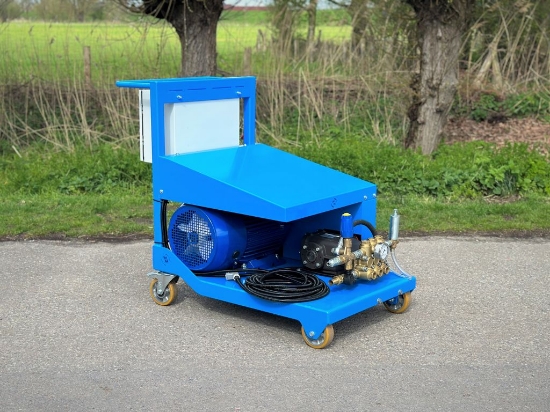 Picture of High pressure cleaning system Fabric Washer