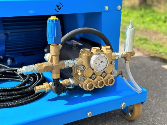 Picture of High pressure cleaning system Fabric Washer